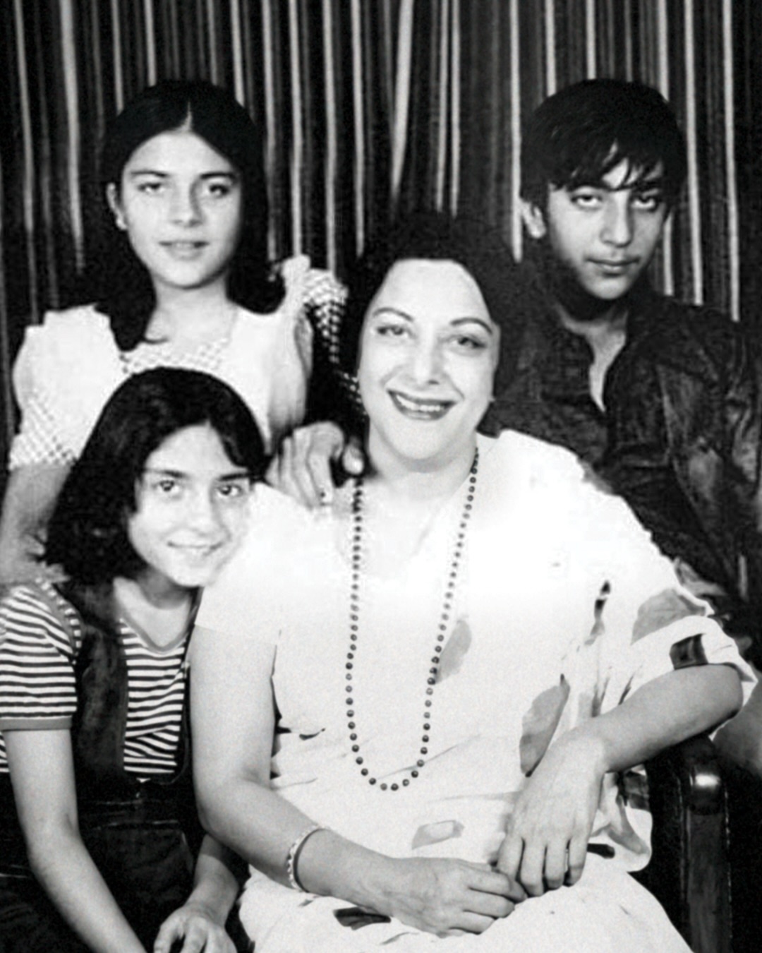 Sanjay Dutt and Priya Dutt childhood siblings day family photo Sanjay Dutt and Priya Dutt childhood siblings day family photo
