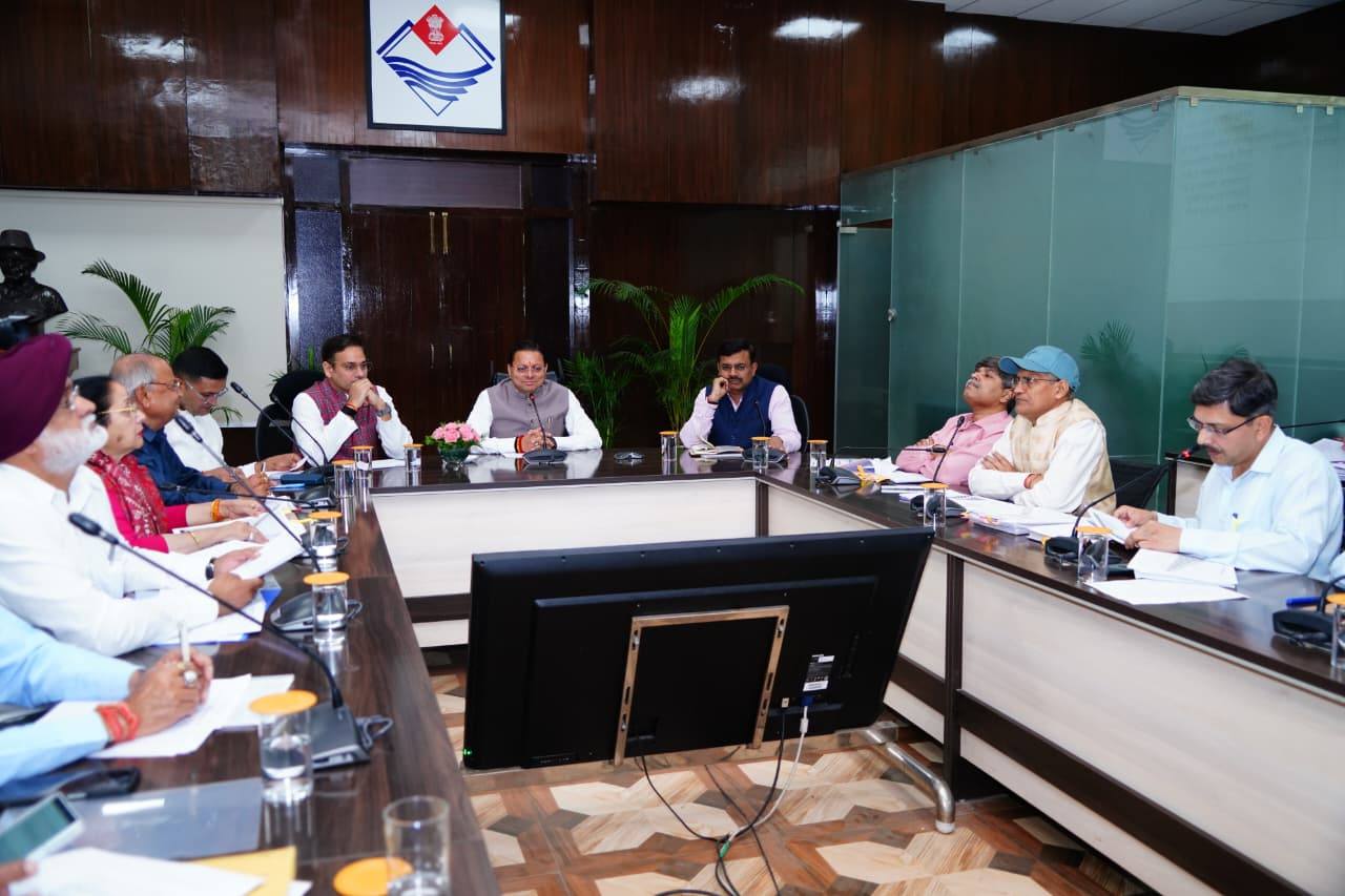 Uttarakhand Chief Minister Pushkar Singh Dhami discussing direct flight connectivity Uttarakhand Chief Minister Pushkar Singh Dhami discussing direct flight connectivity