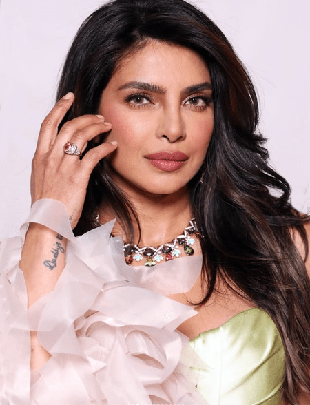 Priyanka Chopra tribute to Asha Bhosle legendary singer Priyanka Chopra tribute to Asha Bhosle legendary singer