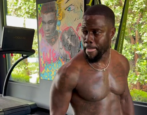 Kevin Hart singing Usher during gym karaoke session Kevin Hart singing Usher during gym karaoke session