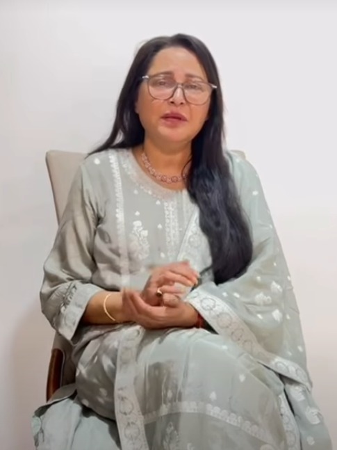 Jaya Prada and Asha Bhosle tribute image Jaya Prada and Asha Bhosle tribute image