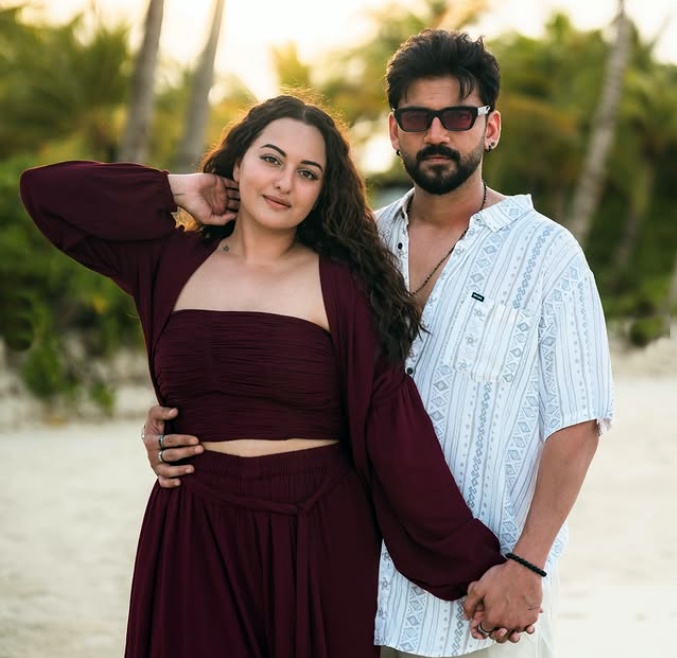 Zaheer Iqbal and Sonakshi Sinha couple video screenshot Zaheer Iqbal and Sonakshi Sinha couple video screenshot