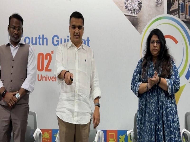 Industrial beneficiaries Gujarat e-payment drive disbursement ceremony Industrial beneficiaries Gujarat e-payment drive disbursement ceremony