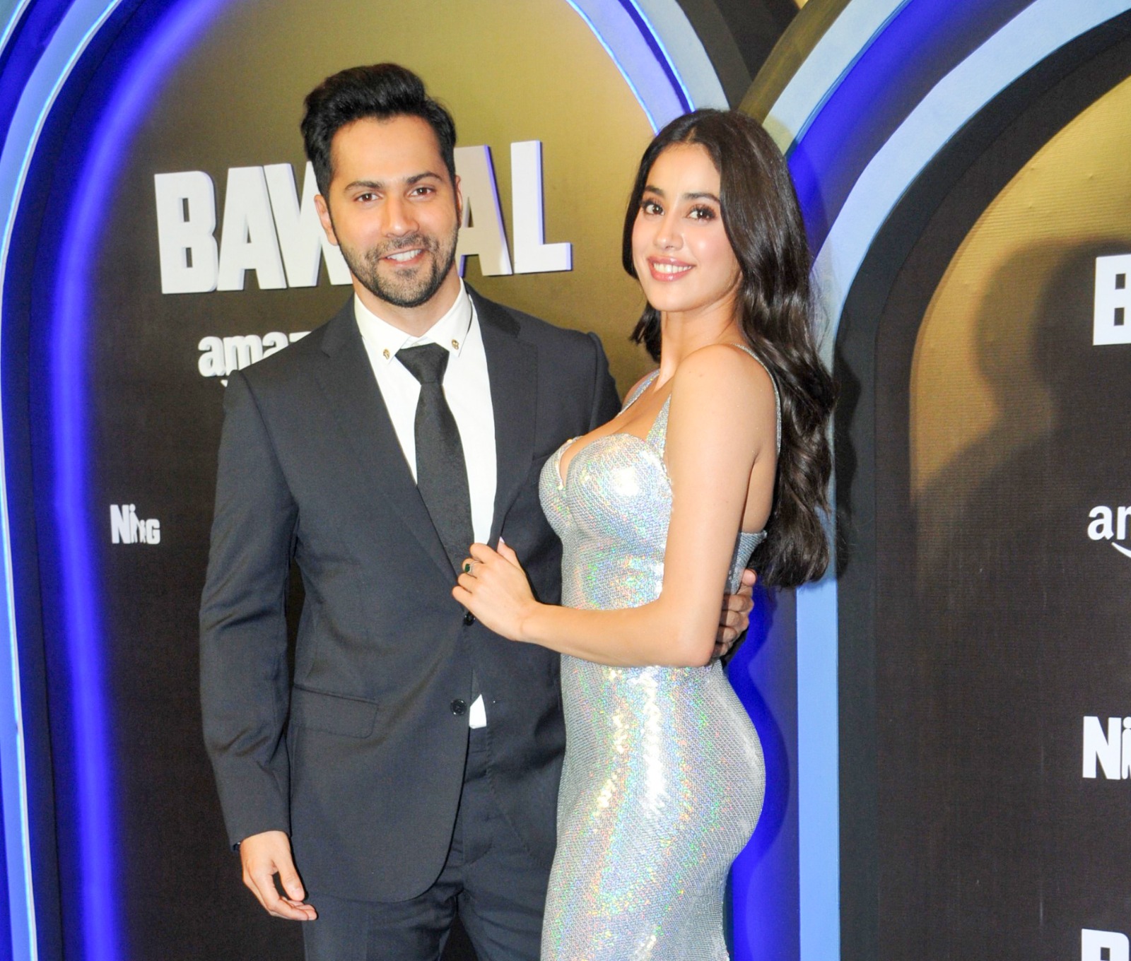 Janhvi Kapoor and Varun Dhawan react to box office clash between Peddi and Hai Jawani Toh Ishq Hona Hai Janhvi Kapoor and Varun Dhawan react to box office clash between Peddi and Hai Jawani Toh Ishq Hona Hai