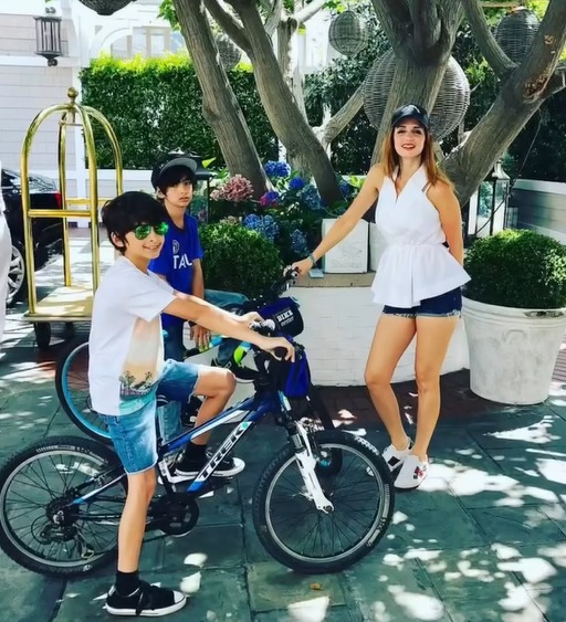 Sussanne Khan with sons Hridaan and Hrehaan Roshan celebrating birthdays Sussanne Khan with sons Hridaan and Hrehaan Roshan celebrating birthdays