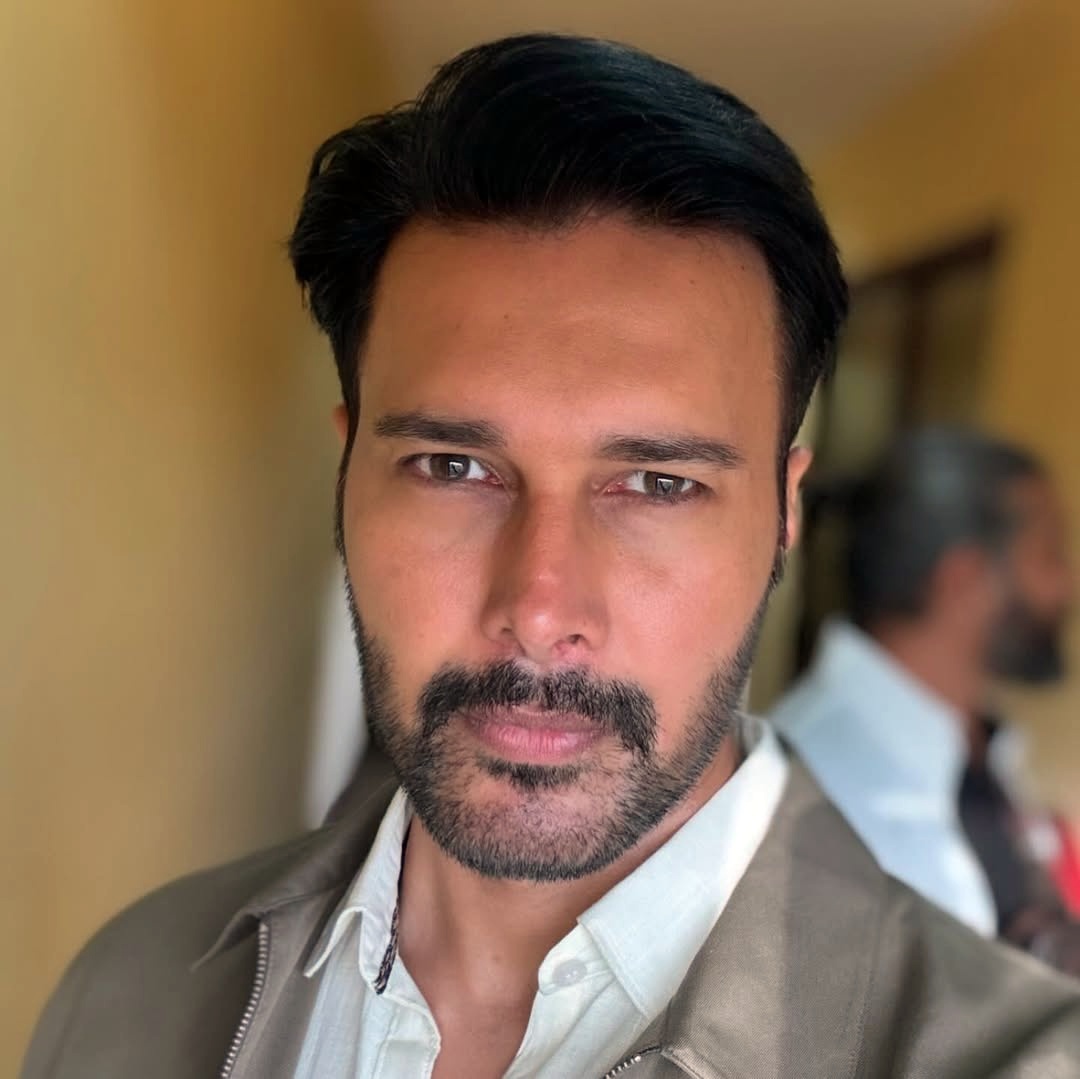 Rajniesh Duggal opens up about being dropped from Priyanka Chopra starrer Yakeen Rajniesh Duggal opens up about being dropped from Priyanka Chopra starrer Yakeen