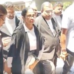 Mamata Banerjee in lawyer's robes at Calcutta High Court Mamata Banerjee in lawyer's robes at Calcutta High Court