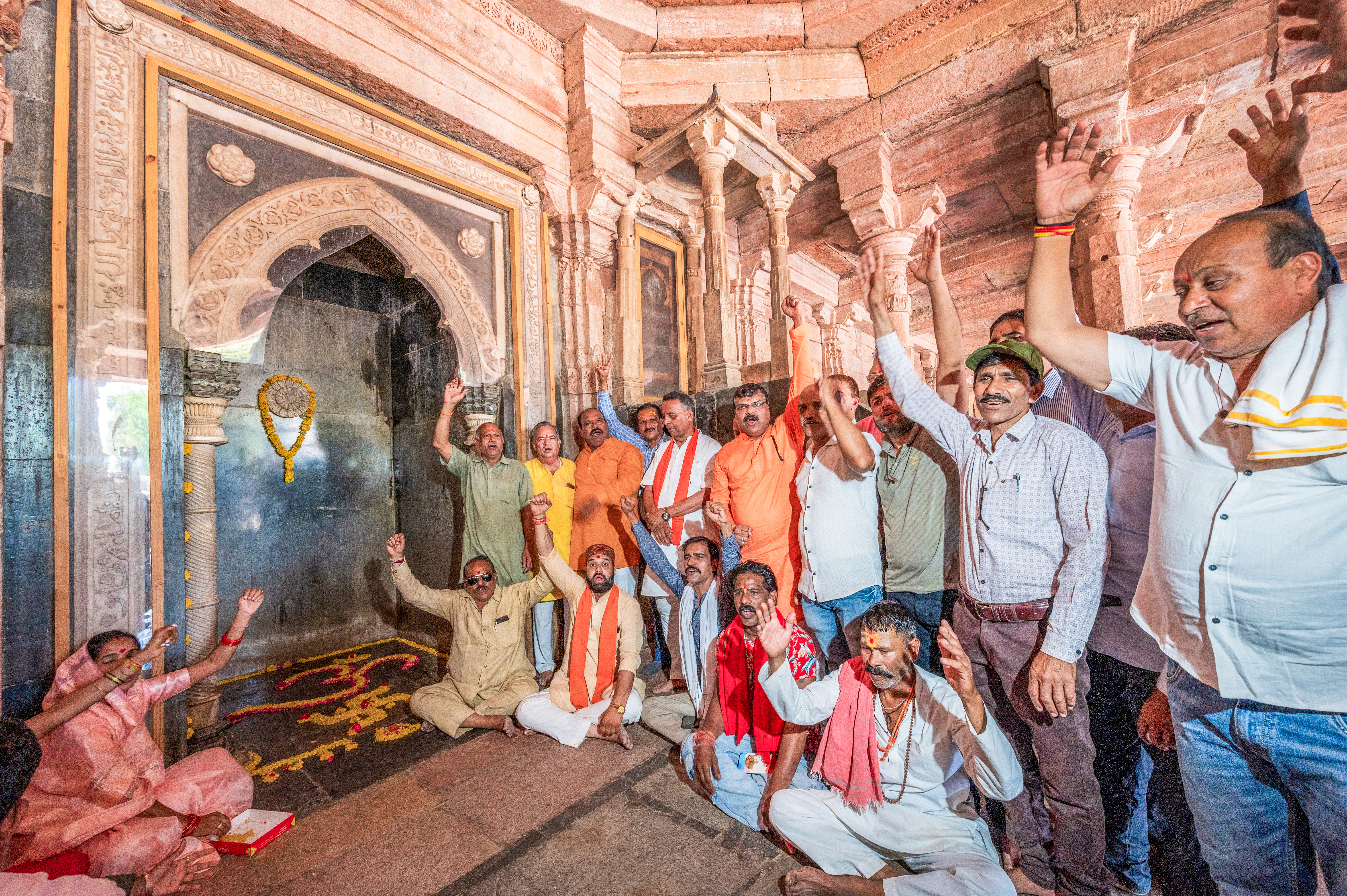 Bhojshala unrestricted entrance for Hindus Bhojshala unrestricted entrance for Hindus