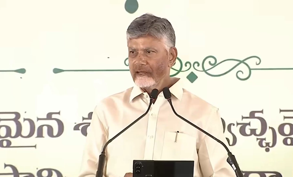 Andhra CM Chandrababu Naidu addressing public meeting announcing cash incentives for children Andhra CM Chandrababu Naidu addressing public meeting announcing cash incentives for children
