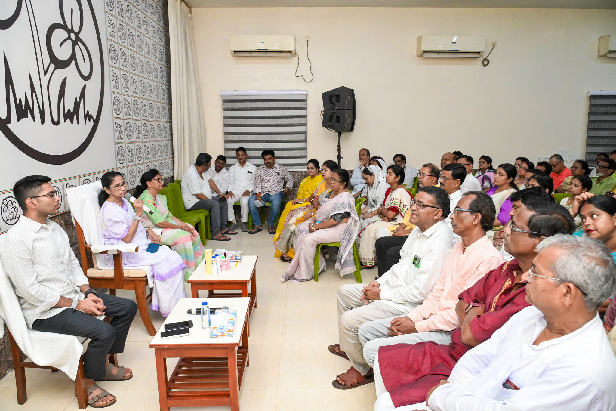 Mamata Banerjee with KMC councillors during political meeting Mamata Banerjee with KMC councillors during political meeting