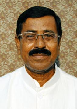 Ex-Bengal minister Molla files police complaint against Abhishek Banerjee and cop Ex-Bengal minister Molla files police complaint against Abhishek Banerjee and cop