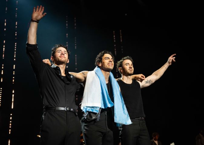 Jonas Brothers announce their new podcast Hey Jonas Jonas Brothers announce their new podcast Hey Jonas