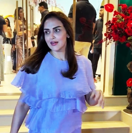 Esha Deol shares her father Dharmendra's influence on her design passion Esha Deol shares her father Dharmendra's influence on her design passion