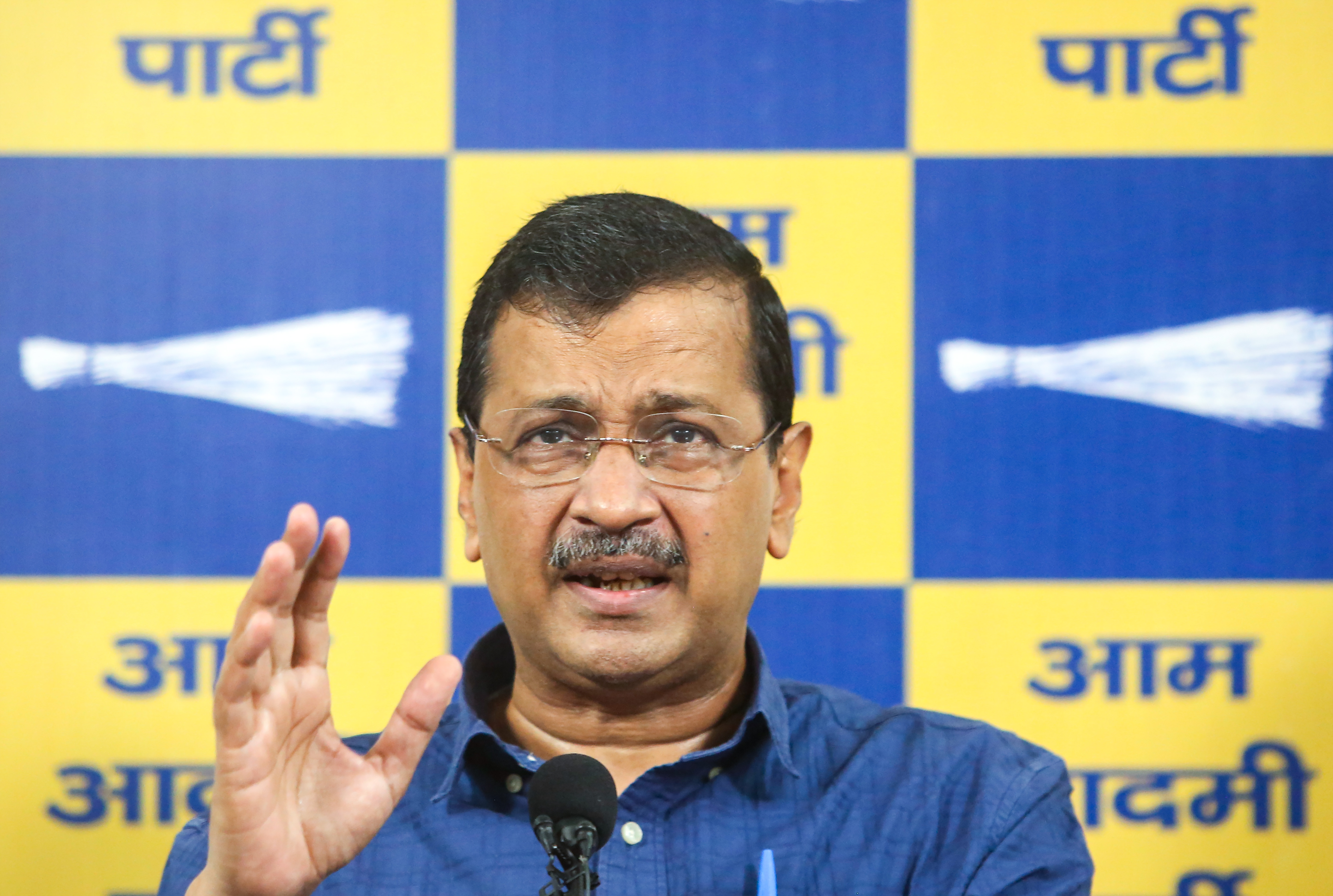 Delhi High Court initiates contempt action against Kejriwal and AAP leaders Delhi High Court initiates contempt action against Kejriwal and AAP leaders