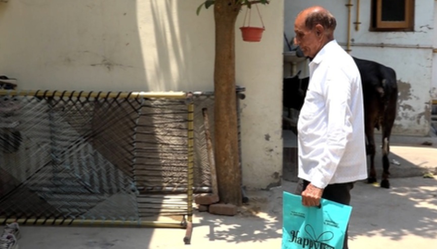 Niradhar Vridhha Pension Yojana supporting elderly residents in Gujarat Niradhar Vridhha Pension Yojana supporting elderly residents in Gujarat