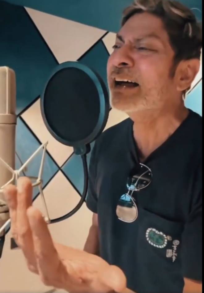 Jagapathi Babu completes dubbing for Ram Charan Peddi film Jagapathi Babu completes dubbing for Ram Charan Peddi film
