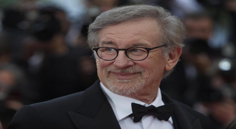Steven Spielberg discussing AI and soul in cinema at a podcast Steven Spielberg discussing AI and soul in cinema at a podcast