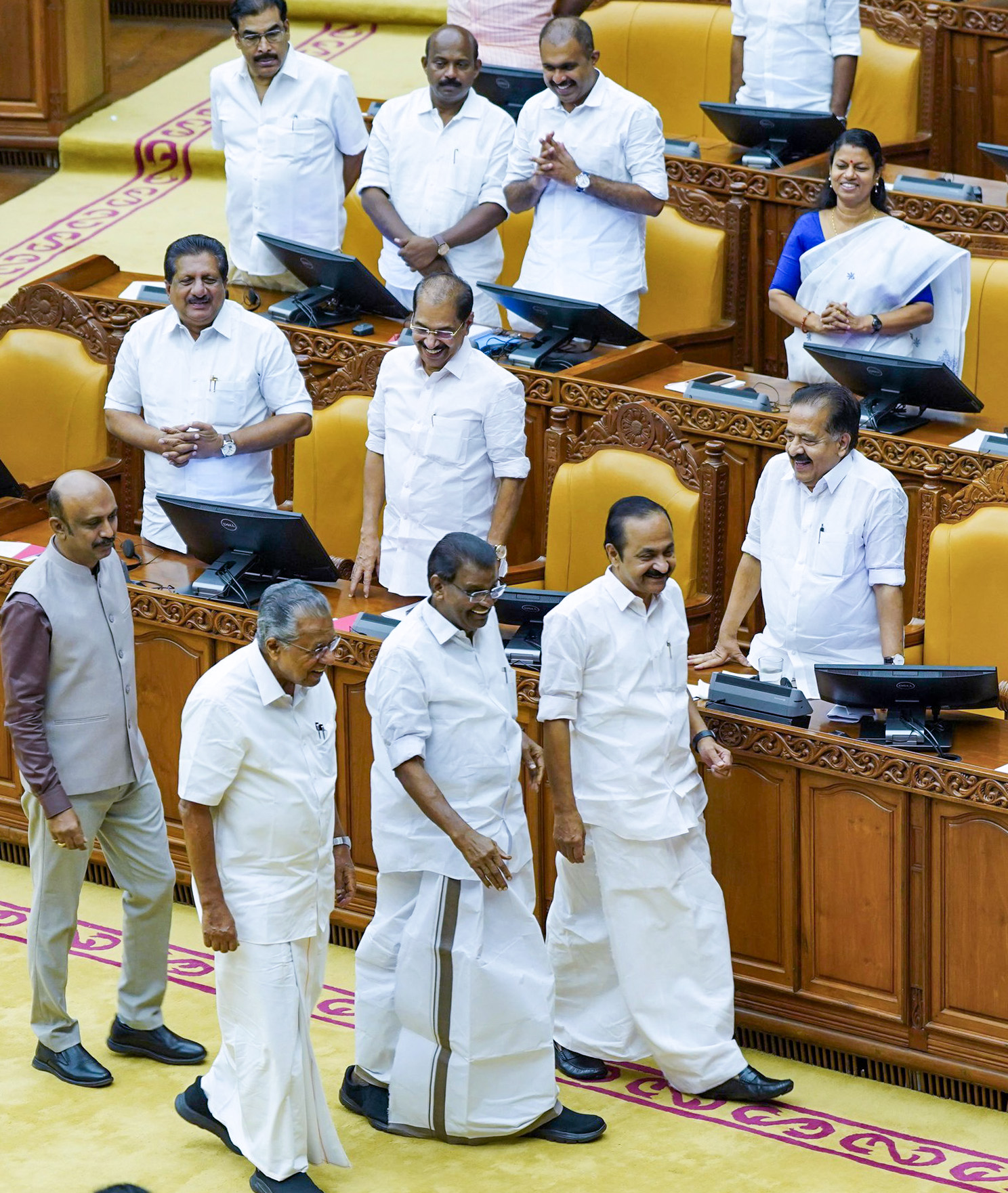 Assembly face-off inflation debate between CM Satheesan and LoP Vijayan Assembly face-off inflation debate between CM Satheesan and LoP Vijayan