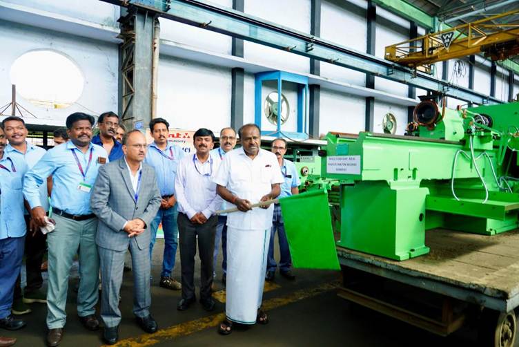 HMT machine tool export to South Africa flagged off by minister HMT machine tool export to South Africa flagged off by minister