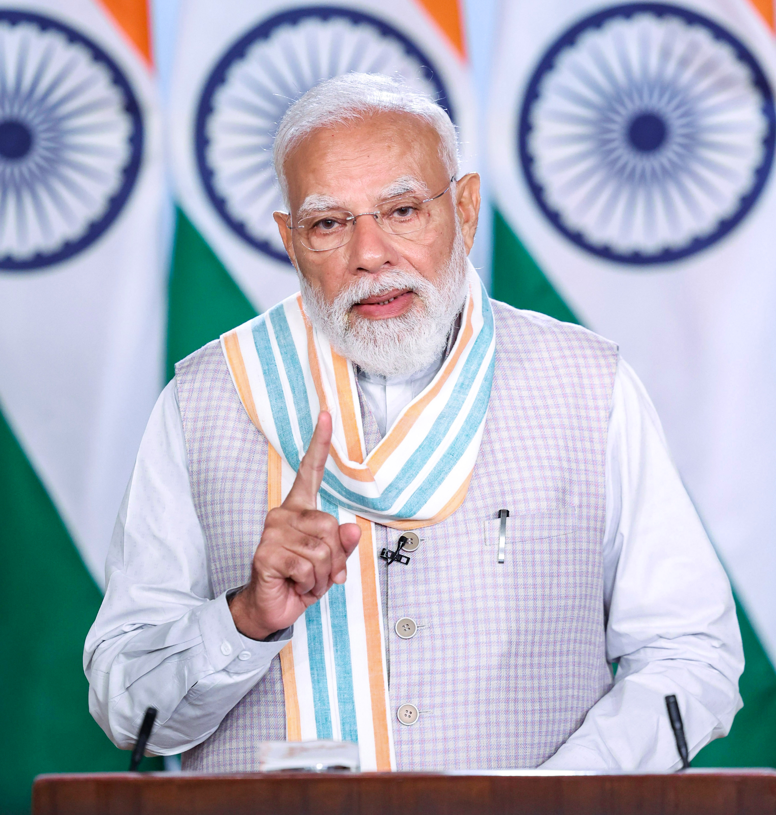 India's Yuva Shakti at Rozgar Mela receiving appointment letters from PM Modi India's Yuva Shakti at Rozgar Mela receiving appointment letters from PM Modi