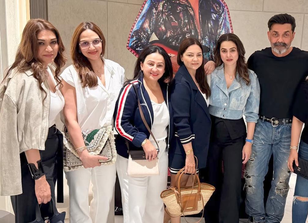 Esha Deol and Bobby Deol pose together at a film screening Esha Deol and Bobby Deol pose together at a film screening