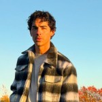 Joe Jonas co-parenting with Sophie Turner in a family setting Joe Jonas co-parenting with Sophie Turner in a family setting