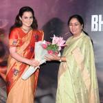 Kangana Ranaut expressing gratitude to Delhi CM Rekha Gupta at Bharat Bhhagya Viddhaata screening Kangana Ranaut expressing gratitude to Delhi CM Rekha Gupta at Bharat Bhhagya Viddhaata screening