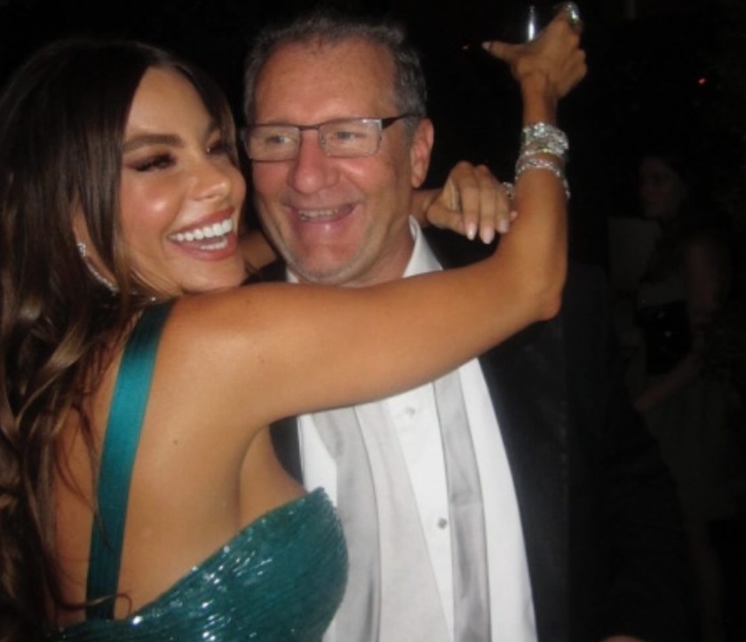 Sofia Vergara missing Modern Family cast including Ed O'Neill Sofia Vergara missing Modern Family cast including Ed O'Neill
