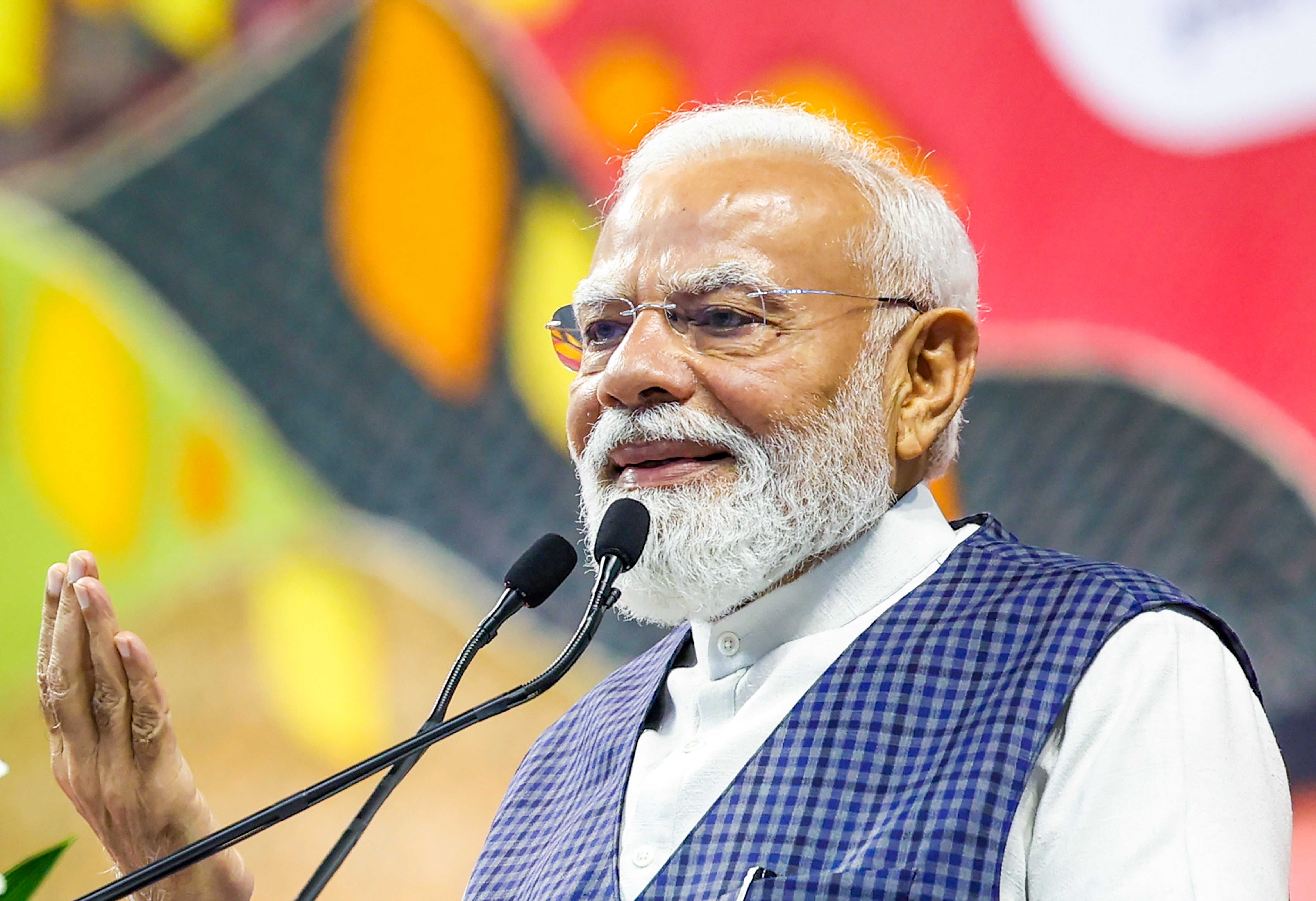 Saksham Middle Class PM Modi tweet about ease of living Saksham Middle Class PM Modi tweet about ease of living
