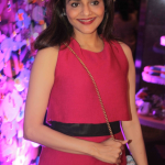 Madhoo recalls almost working with Shah Rukh Khan in shelved film Madhoo recalls almost working with Shah Rukh Khan in shelved film
