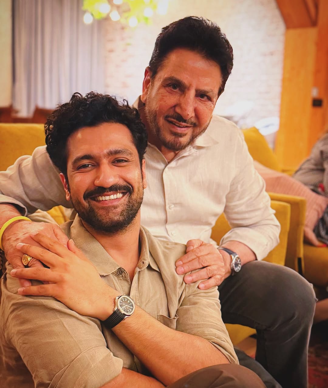 Vicky Kaushal and Gurdas Maan sharing a warm moment Vicky Kaushal and Gurdas Maan sharing a warm moment