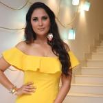 Lara Dutta helping Priyanka Chopra during Miss Universe preparation Lara Dutta helping Priyanka Chopra during Miss Universe preparation