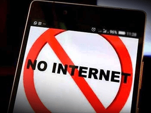 Mobile phone and internet services suspended in Quetta for security Mobile phone and internet services suspended in Quetta for security