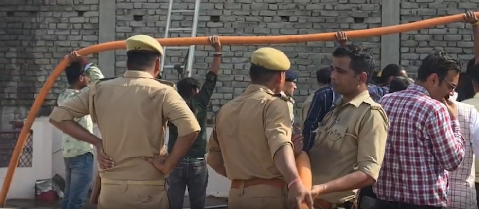Lucknow coaching centre fire rescue operations in progress Lucknow coaching centre fire rescue operations in progress