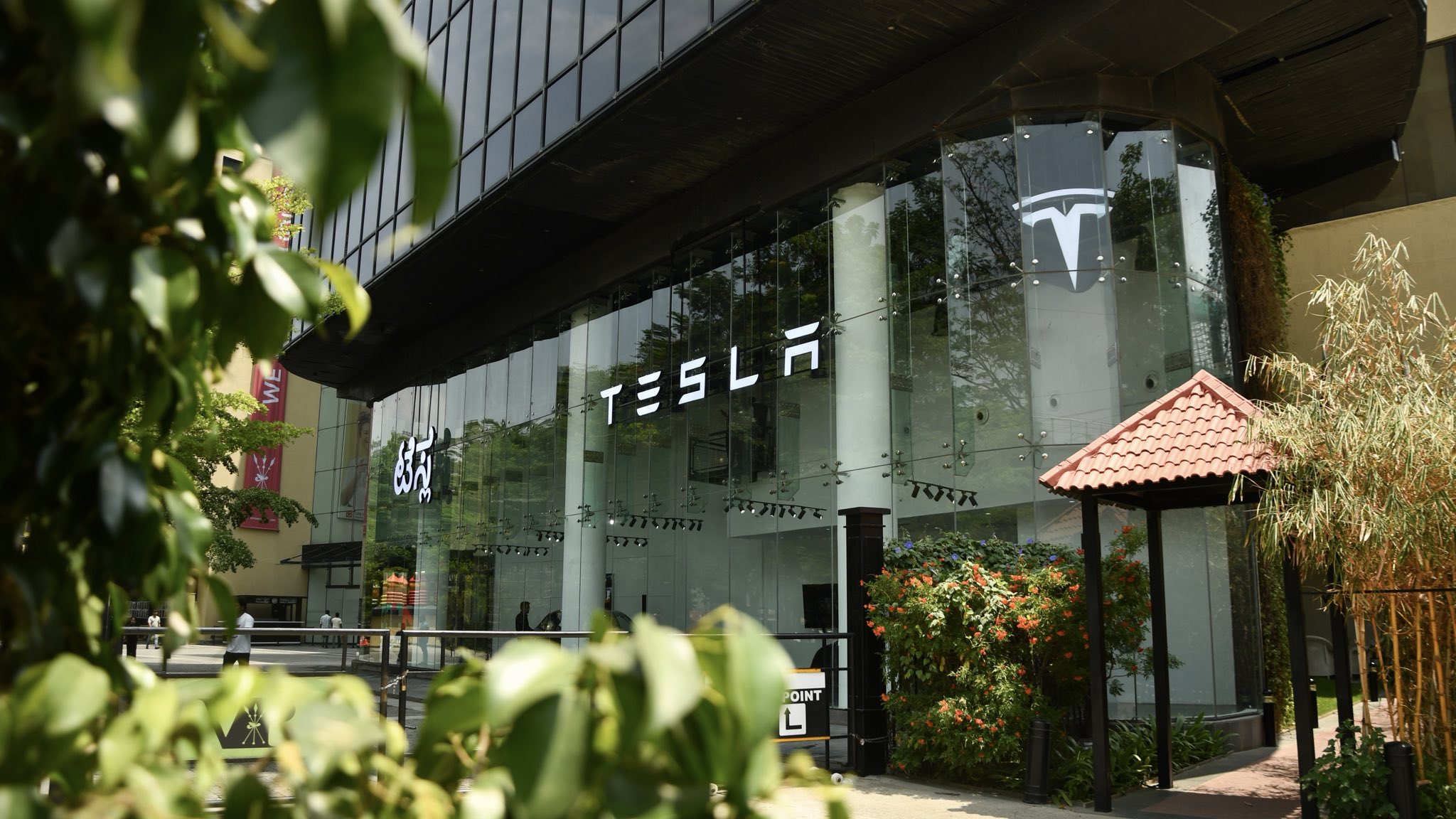 Tesla in-mall charging facility at Nexus Select CityWalk Delhi Tesla in-mall charging facility at Nexus Select CityWalk Delhi