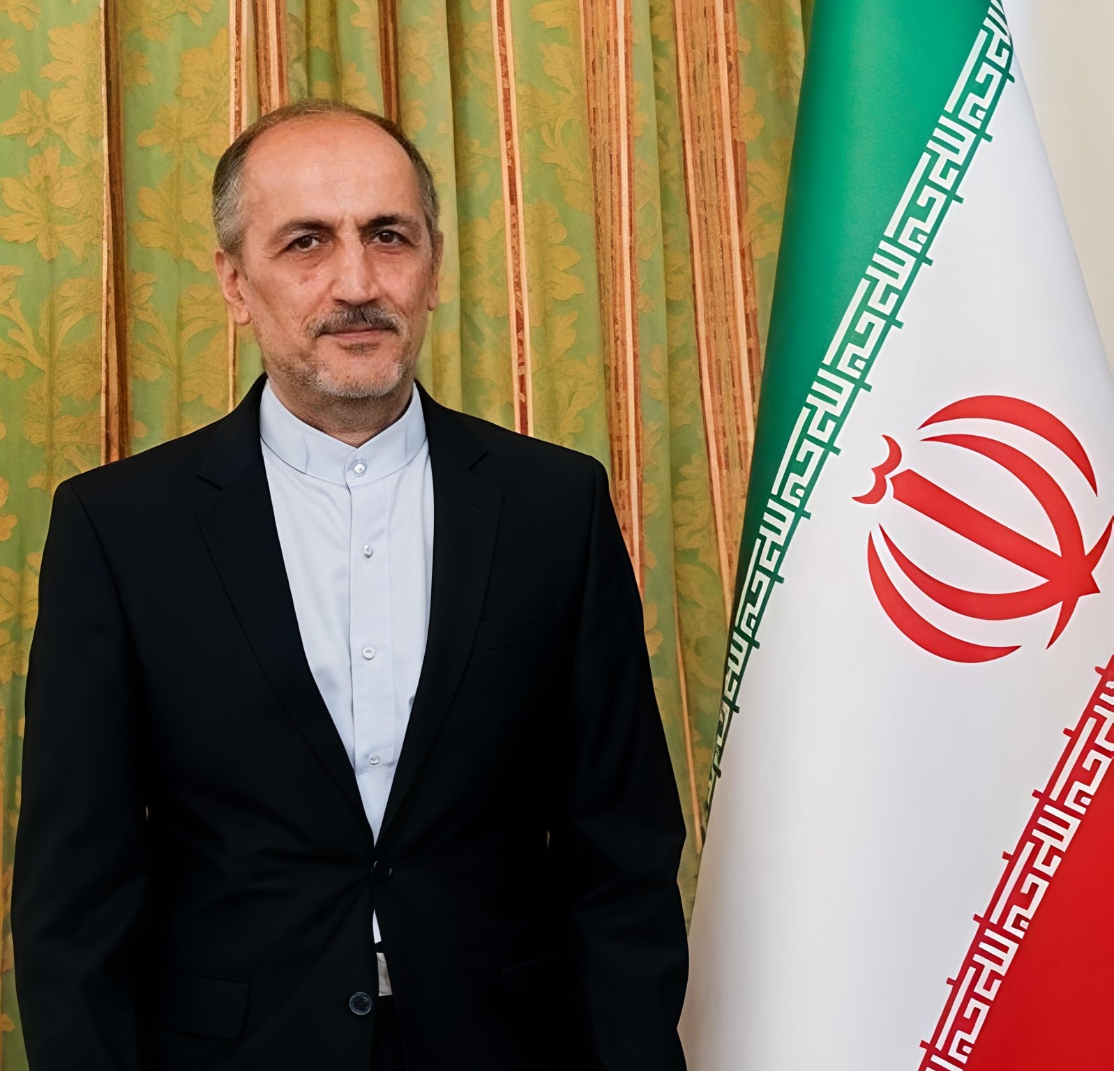 Iran warns US of firm and decisive military response Iran warns US of firm and decisive military response