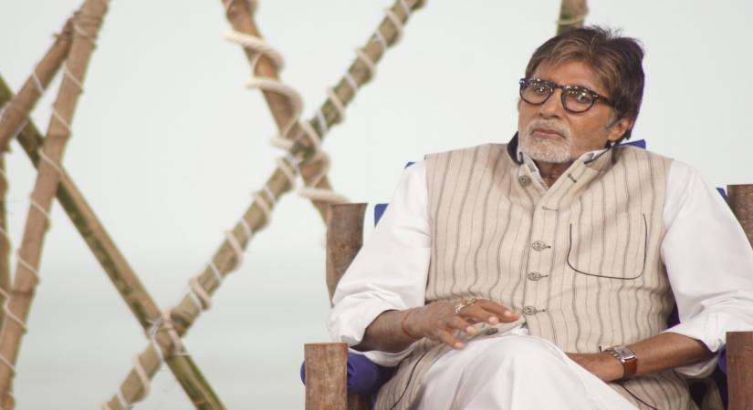 Amitabh Bachchan and Teji Bachchan old photo Amitabh Bachchan and Teji Bachchan old photo