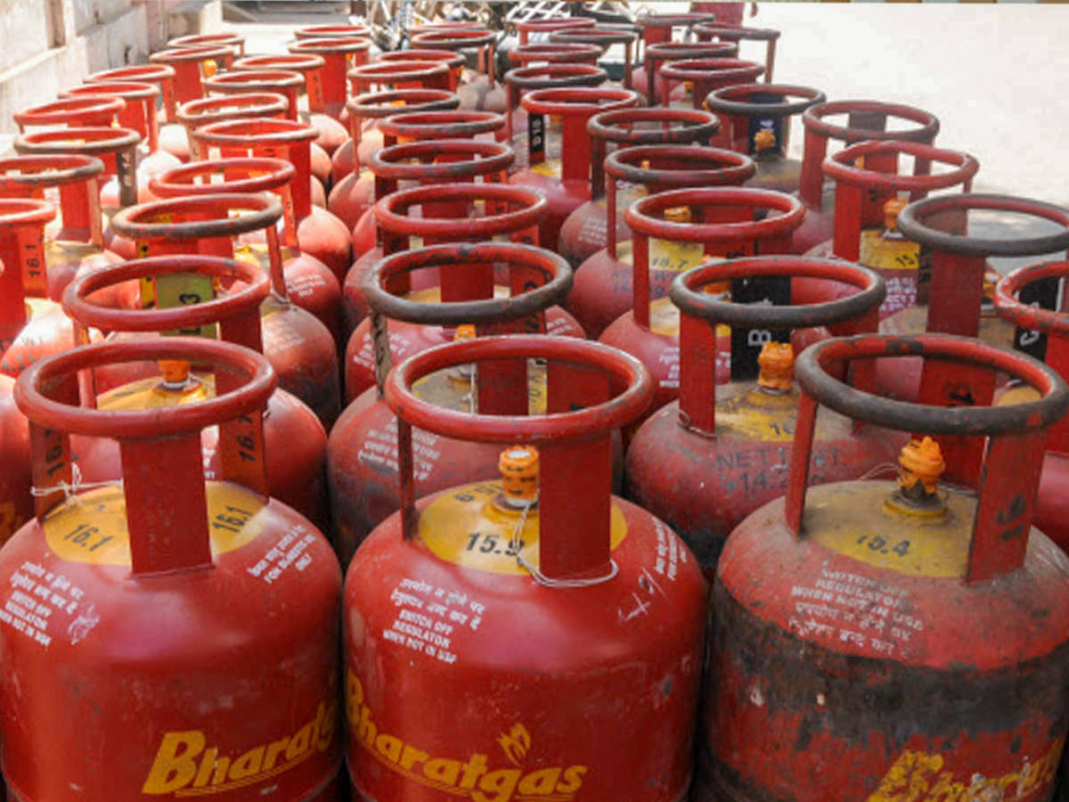 Government extends LPG cylinder booking period to prevent hoarding Government extends LPG cylinder booking period to prevent hoarding
