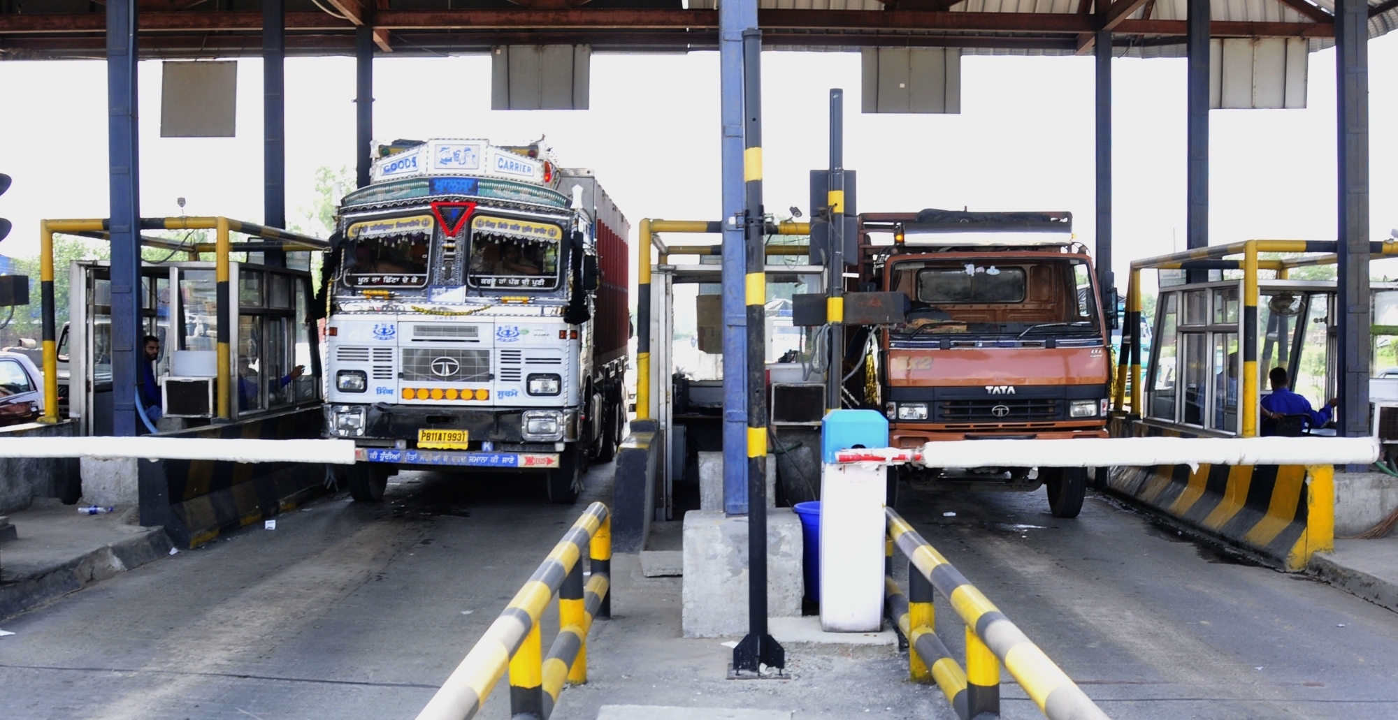FASTag and UPI digital toll collection at national highway plaza FASTag and UPI digital toll collection at national highway plaza