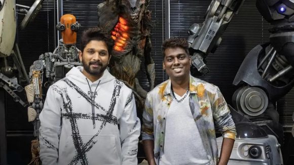 AA23 సంచలనం: అల్లు అర్జున్తో అతని నలుగురు స్నేహితులు! ఇంతకీ ఏం జరుగుతోంది? AA23 సంచలనం: అల్లు అర్జున్తో అతని నలుగురు స్నేహితులు! ఇంతకీ ఏం జరుగుతోంది?