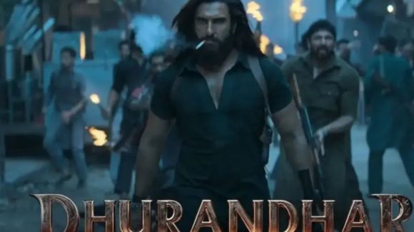 Dhurandhar : బాక్సాఫీస్ను షేక్ చేస్తున్న రణ్వీర్ సింగ్ థ్రిల్లర్ మూవీ.. బుక్ మై షోలో నయా రికార్డ్..! Dhurandhar : బాక్సాఫీస్ను షేక్ చేస్తున్న రణ్వీర్ సింగ్ థ్రిల్లర్ మూవీ.. బుక్ మై షోలో నయా రికార్డ్..!