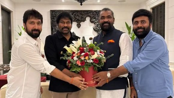 మెగా 158: ముహూర్తం డేట్ ఫిక్స్! గ్యాంగ్స్టర్గా చిరు..షూటింగ్ ఎప్పుడంటే? మెగా 158: ముహూర్తం డేట్ ఫిక్స్! గ్యాంగ్స్టర్గా చిరు..షూటింగ్ ఎప్పుడంటే?