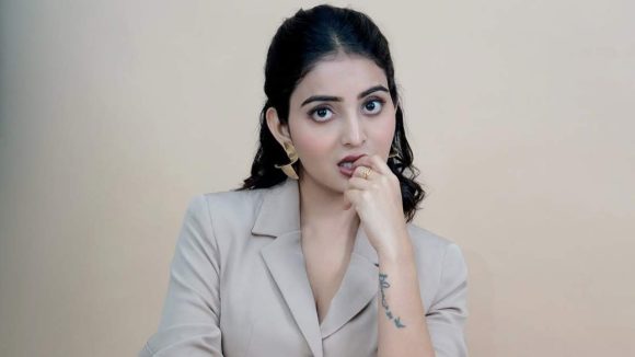 ఇంస్టాగ్రామ్ సబ్ స్క్రిప్షన్ విమర్శలపై స్పందించిన అనన్య… అందుకే పెట్టానంటూ క్లారిటీ! ఇంస్టాగ్రామ్ సబ్ స్క్రిప్షన్ విమర్శలపై స్పందించిన అనన్య… అందుకే పెట్టానంటూ క్లారిటీ!