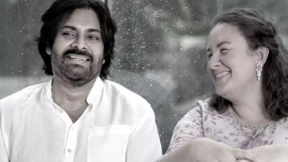 పవన్ కళ్యాణ్ ప్రేమ రహస్యం బట్టబయలు! అన్నా లెజ్నోవా సంచలన విషయాలు వెల్లడి! పవన్ కళ్యాణ్ ప్రేమ రహస్యం బట్టబయలు! అన్నా లెజ్నోవా సంచలన విషయాలు వెల్లడి!