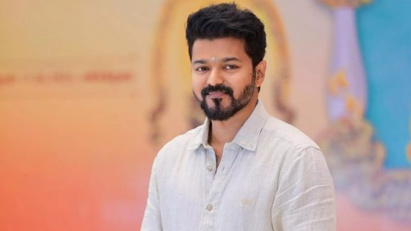 జననాయగన్ దెబ్బ: విజయ్ సంచలన నిర్ణయం! నిర్మాత కోసం మరో సినిమా? జననాయగన్ దెబ్బ: విజయ్ సంచలన నిర్ణయం! నిర్మాత కోసం మరో సినిమా?