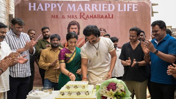 Vijay & Rashmika's Grand Wedding Celebration on 'Ranabaali' Set Goes Viral! Vijay & Rashmika's Grand Wedding Celebration on 'Ranabaali' Set Goes Viral!