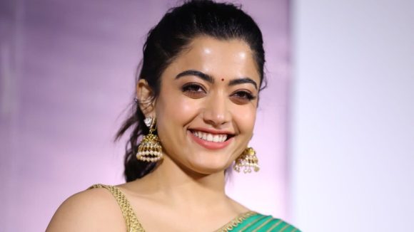 రష్మిక గురించి ప్రభాస్ హీరోయిన్ సంచలన వ్యాఖ్యలు: అసూయ లేని దేవత! రష్మిక గురించి ప్రభాస్ హీరోయిన్ సంచలన వ్యాఖ్యలు: అసూయ లేని దేవత!
