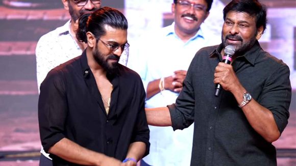 చరణ్ జీవి" అంటూ చిరంజీవి భావోద్వేగం! "పెద్ది"తో నాన్న మాట నిజమైంది! చరణ్ జీవి" అంటూ చిరంజీవి భావోద్వేగం! "పెద్ది"తో నాన్న మాట నిజమైంది!
