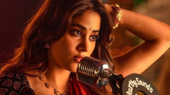 జాన్వీ కపూర్ వివాదం: ఆషికా రంగనాథ్ సంచలన వ్యాఖ్యలు - 'సినిమా వ్యవస్థదే తప్పు!' జాన్వీ కపూర్ వివాదం: ఆషికా రంగనాథ్ సంచలన వ్యాఖ్యలు - 'సినిమా వ్యవస్థదే తప్పు!'