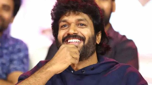 Anil Ravipudi: అవకాశం అనేది కంటెంట్ని బట్టే వస్తుంది.. నవ్వించడం అంత సులభం కాదు..: అనిల్ రావిపూడి Anil Ravipudi: అవకాశం అనేది కంటెంట్ని బట్టే వస్తుంది.. నవ్వించడం అంత సులభం కాదు..: అనిల్ రావిపూడి